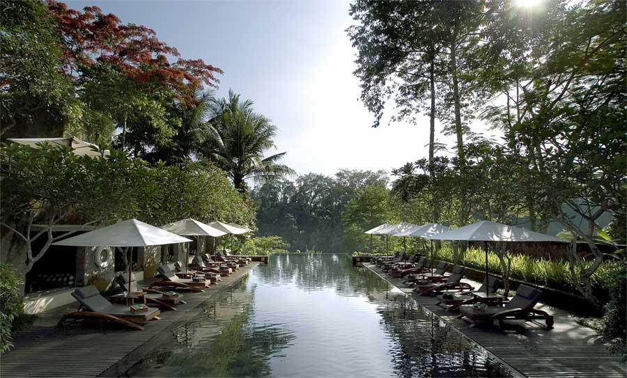 Poolbereich, Maya Ubud Resort & Spa, Bali, Indonesien Rundreise