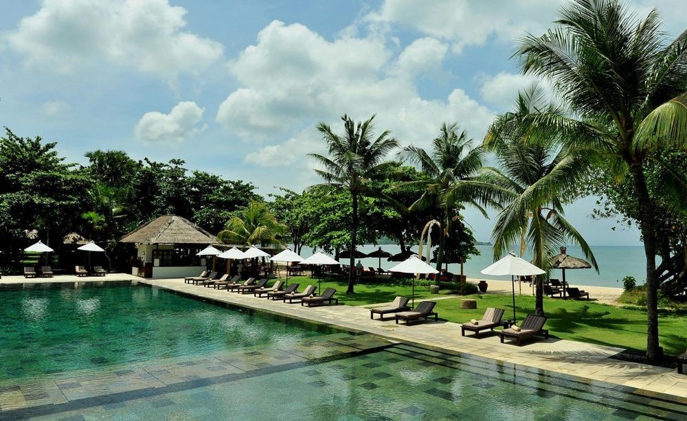Poolbereich, Belmond Jimbaran Puri, Bali, Indonesien Rundreise