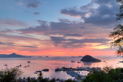 Indonesien Rundreise, Flores, Labuhan Bajo, Sonnenuntergang, Indonesien Inselhopping