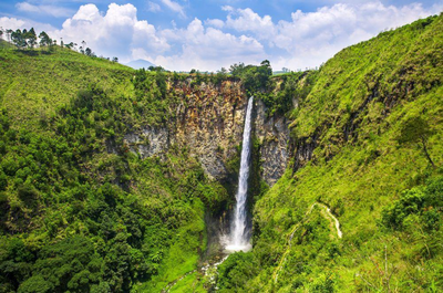 Sumatra Rundreise, Sipisopiso Wasserfall, Indonesien
