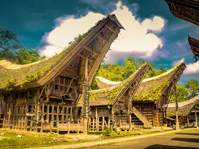 Traditionelle Häuser in Lemo, Toraja, Sulawesi, Indonesien Reise