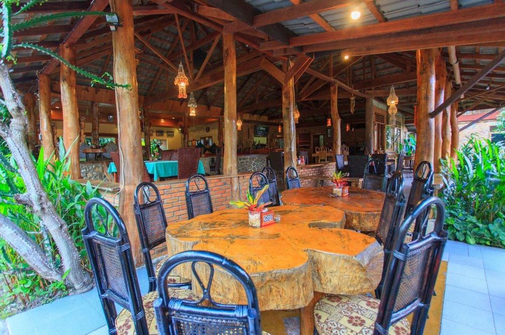 Essbereich, Tabo Cottages, Sumatra Reise, Privatreise Indonesien
