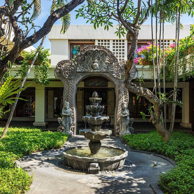 Willkommen im wunderschönen Nusa Dua Beach Hotel and Spa, Bali, Indonesien