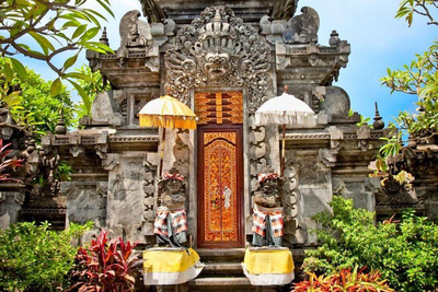 Blanjong Tempel, Denpasar, Bali, Indonesien Familienreise